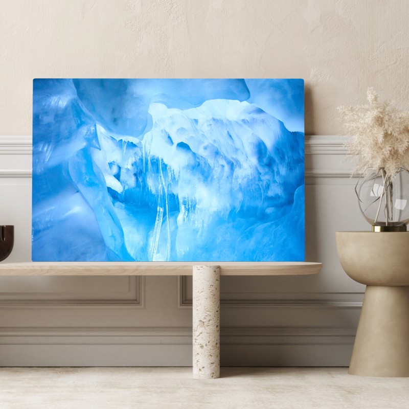 Obraz na płótnie eteryczna niebieska jaskinia lodowa – Wallissimo® Obraz na płótnie eteryczna niebieska jaskinia lodowa – Wallissimo®