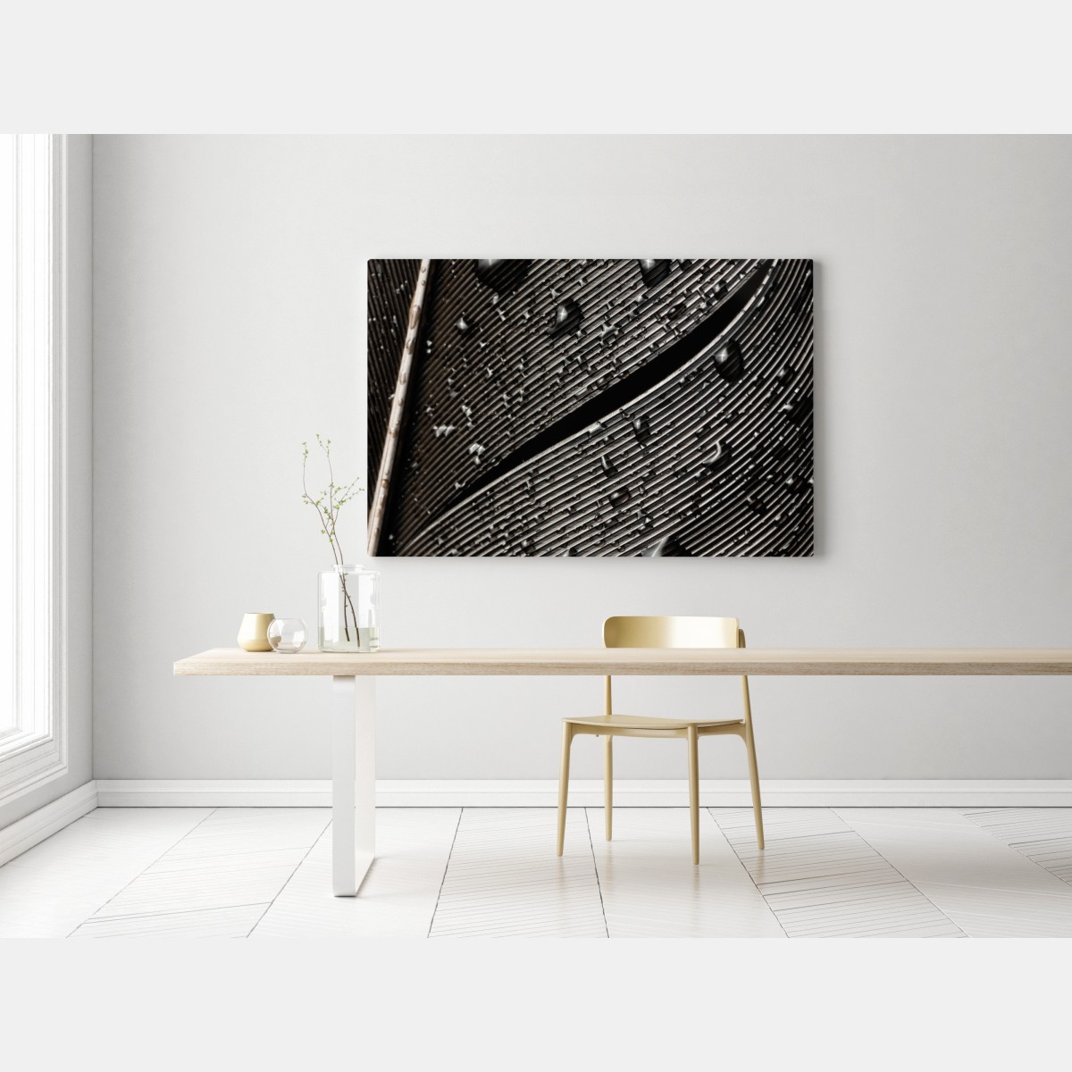 Obraz na płótnie czarno-białe pióro z kroplami wody – Wallissimo® Obraz na płótnie czarno-białe pióro z kroplami wody – Wallissimo®