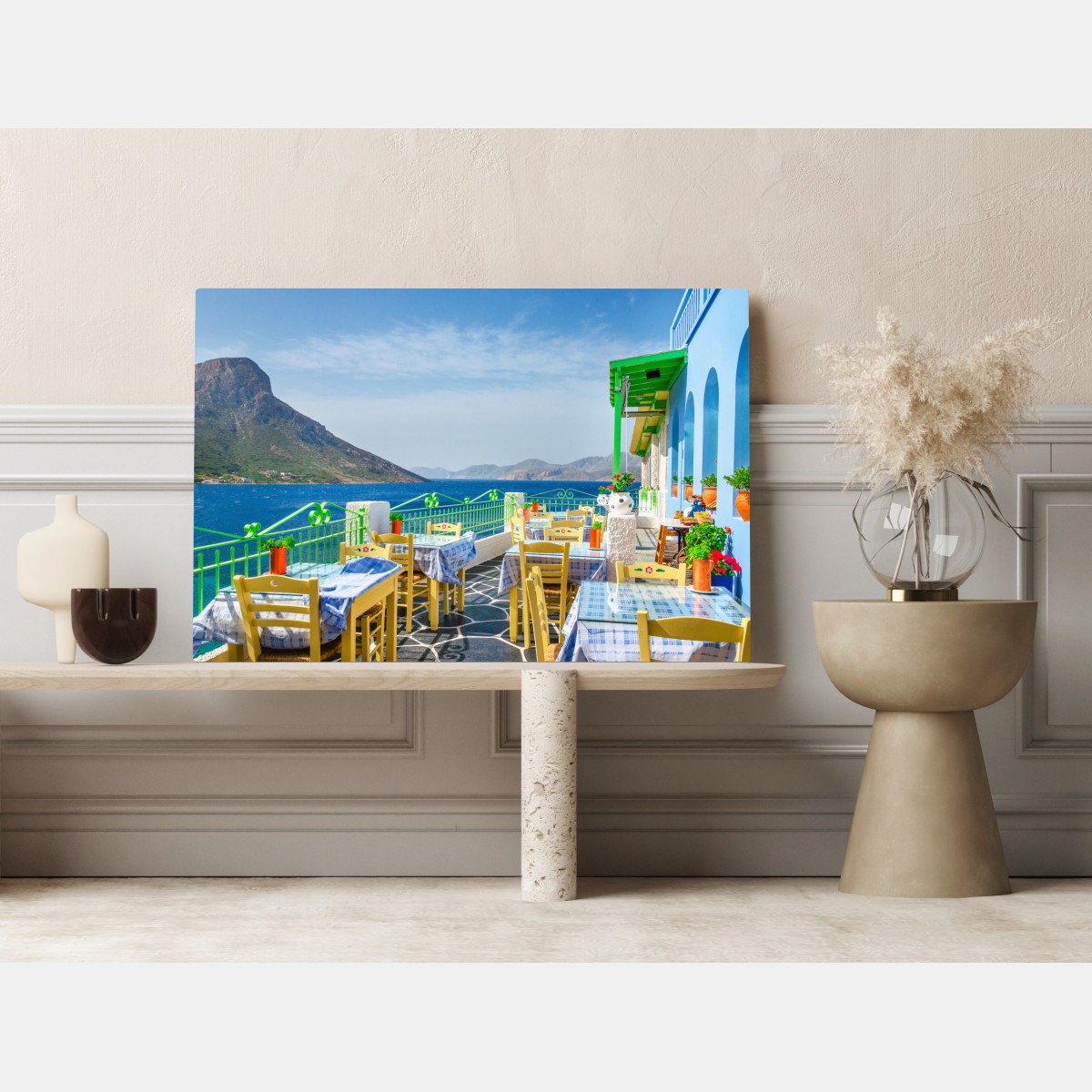 Obraz na płótnie słoneczny taras nadmorski z widokiem na morze – Wallissimo® Obraz na płótnie słoneczny taras nadmorski z widokiem na morze – Wallissimo®