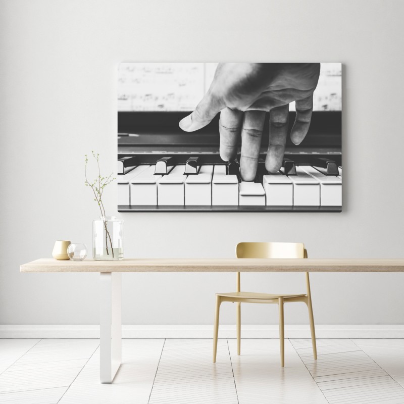 Obraz na płótnie ręka na klawiszach fortepianu