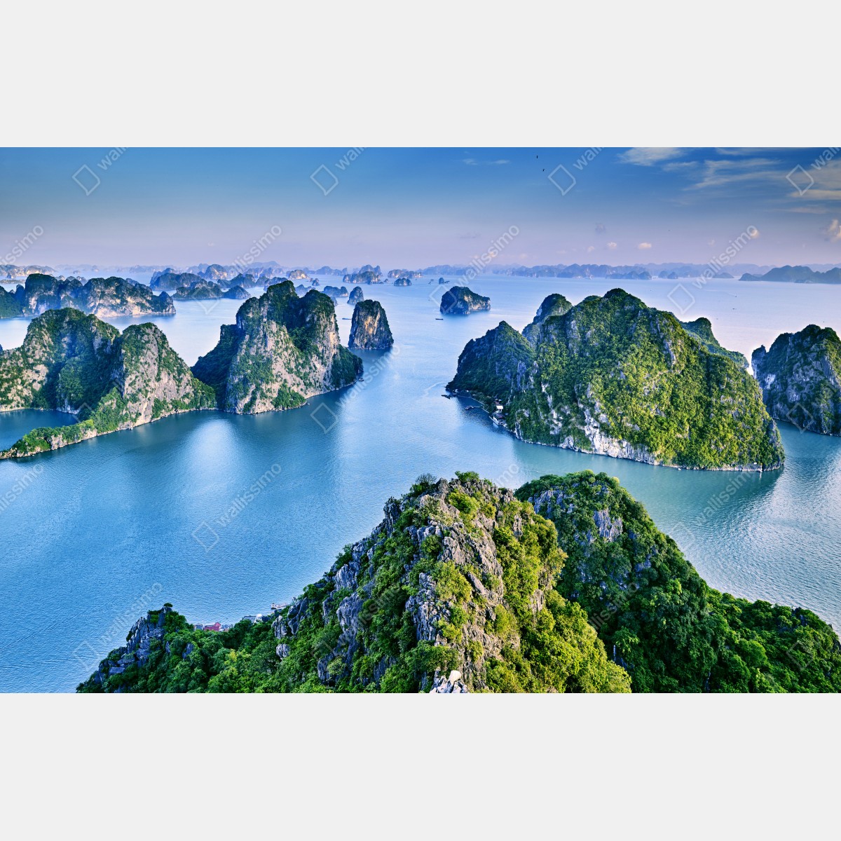 Obraz na płótnie zatoka Ha Long panorama wapiennych wysp – Wallissimo® Obraz na płótnie zatoka Ha Long panorama wapiennych wysp – Wallissimo®