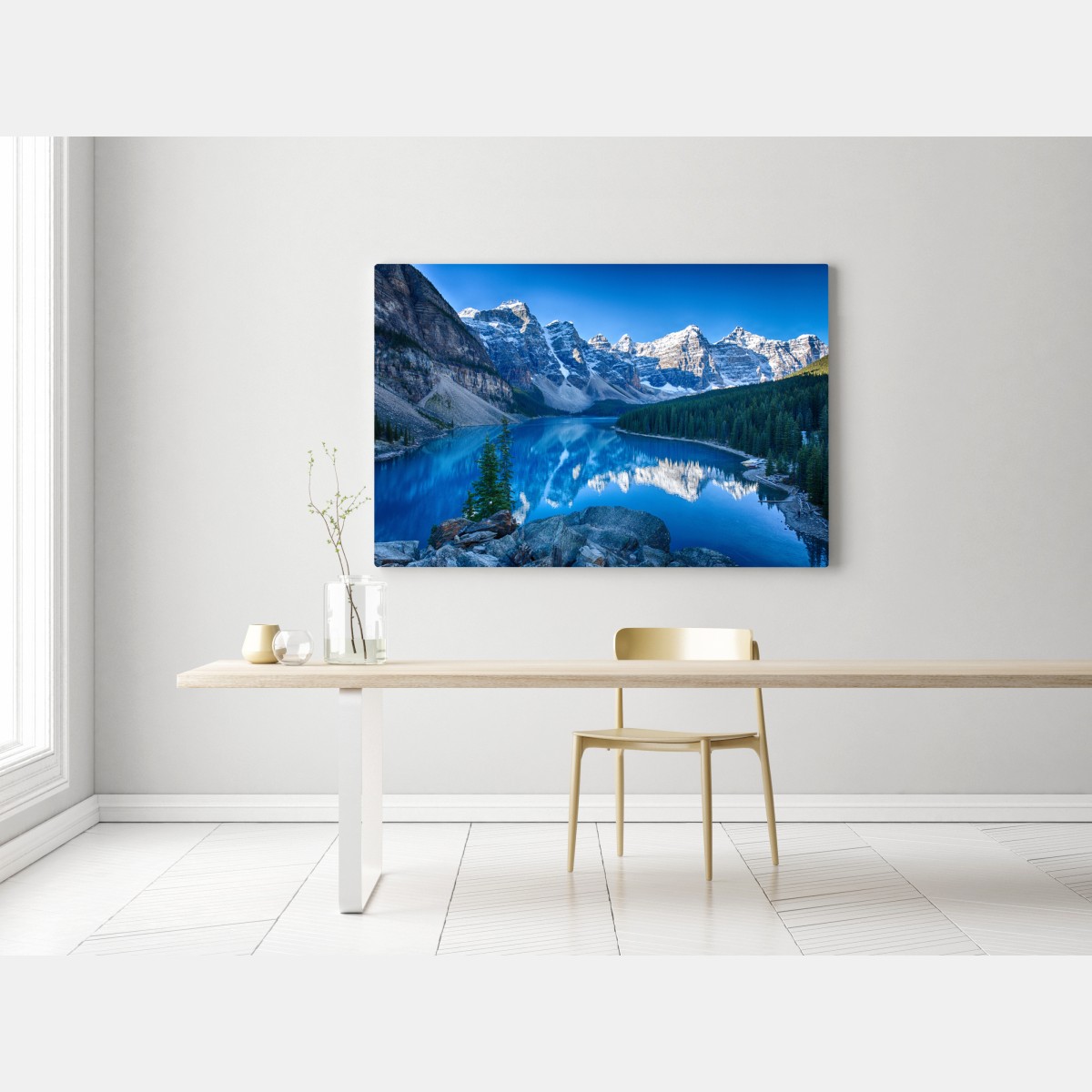 Obraz na płótnie spokojne jezioro górskie z odbiciem – Wallissimo® Obraz na płótnie spokojne jezioro górskie z odbiciem – Wallissimo®