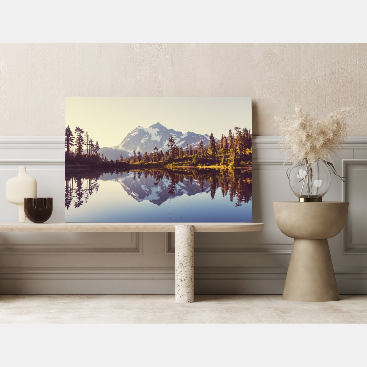 Obraz na płótnie odbicie Mount Shuksan na górskim jeziorze – Wallissimo® Obraz na płótnie odbicie Mount Shuksan na górskim jeziorze – Wallissimo®