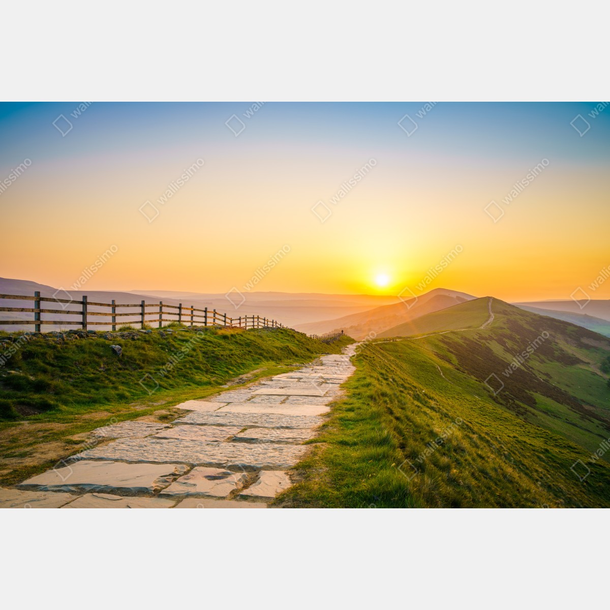 Obraz na płótnie słoneczny grzbiet górski o wschodzie słońca – Wallissimo® Obraz na płótnie słoneczny grzbiet górski o wschodzie słońca – Wallissimo®