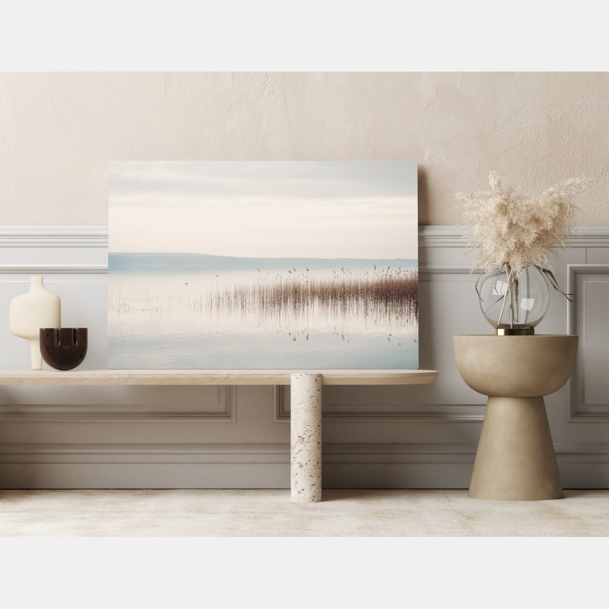 Obraz na płótnie spokojne trzcinowisko nad jeziorem – Wallissimo® Obraz na płótnie spokojne trzcinowisko nad jeziorem – Wallissimo®