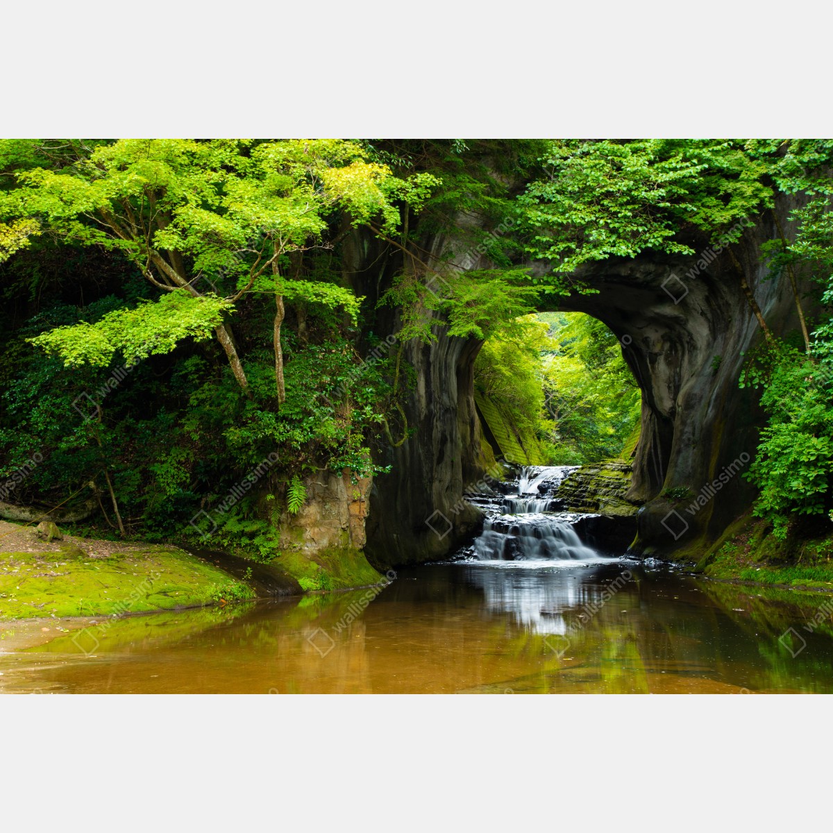 Obraz na płótnie ukryty wodospad w skalnym łuku – Wallissimo® Obraz na płótnie ukryty wodospad w skalnym łuku – Wallissimo®