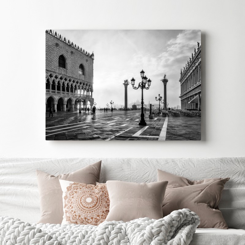 Obraz na płótnie Wenecja plac w porannej mgle – Wallissimo® Obraz na płótnie Wenecja plac w porannej mgle – Wallissimo®