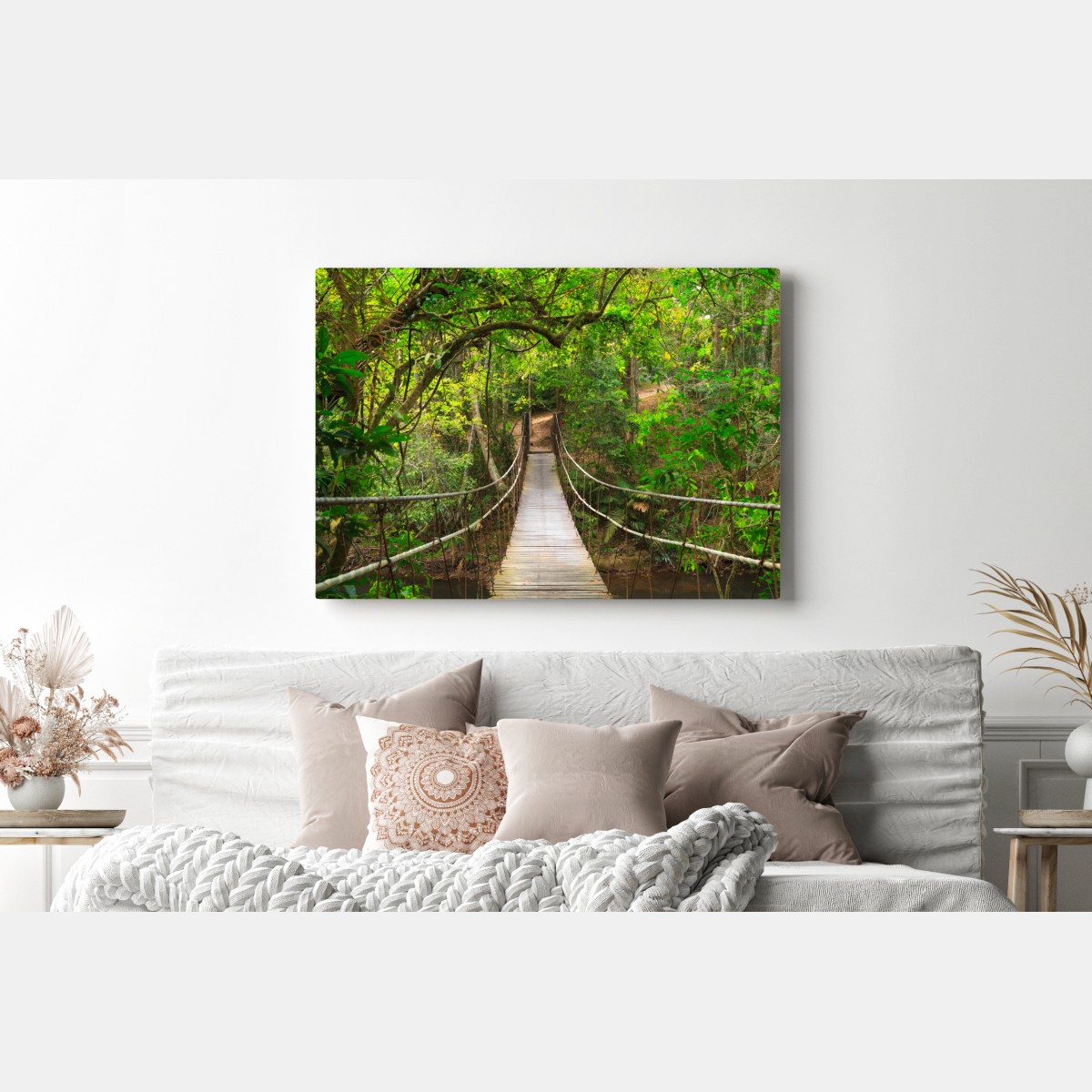 Obraz na płótnie wiszący drewniany most w zielonym lesie – Wallissimo® Obraz na płótnie wiszący drewniany most w zielonym lesie – Wallissimo®