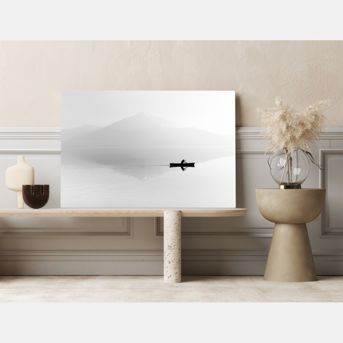 Obraz na płótnie samotny wioślarz na mglistym jeziorze – Wallissimo® Obraz na płótnie samotny wioślarz na mglistym jeziorze – Wallissimo®