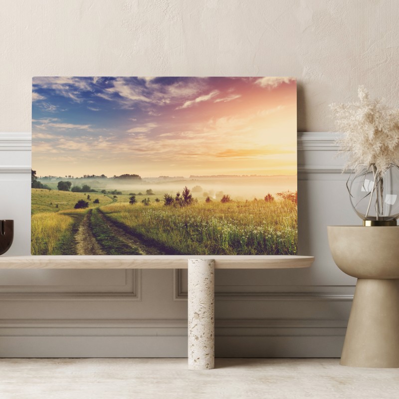 Obraz na płótnie mglisty wschód słońca nad wiejską łąką – Wallissimo® Obraz na płótnie mglisty wschód słońca nad wiejską łąką – Wallissimo®
