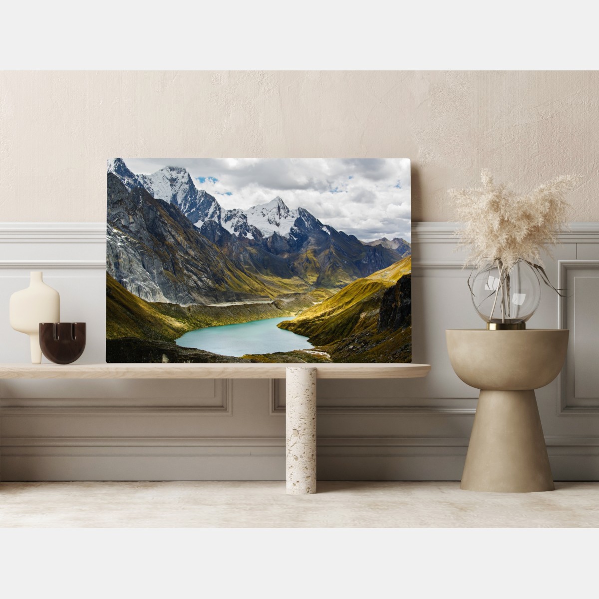 Obraz na płótnie turkusowe jezioro u stóp zaśnieżonych szczytów – Wallissimo® Obraz na płótnie turkusowe jezioro u stóp zaśnieżonych szczytów – Wallissimo®