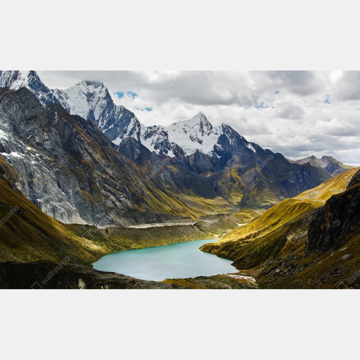 Obraz na płótnie turkusowe jezioro u stóp zaśnieżonych szczytów – Wallissimo® Obraz na płótnie turkusowe jezioro u stóp zaśnieżonych szczytów – Wallissimo®