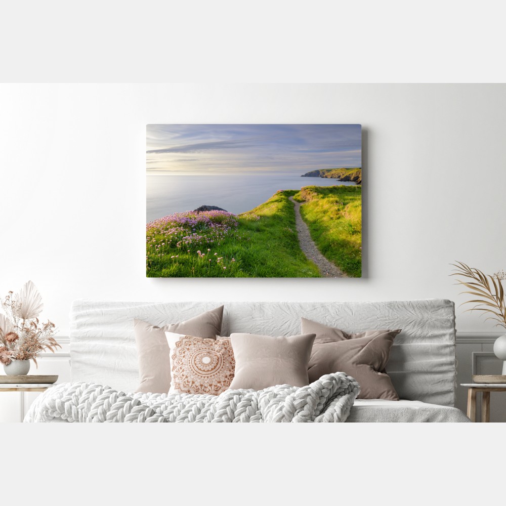 Obraz na płótnie zatoka Ceibwr ścieżka nadmorska o zmierzchu – Wallissimo® Obraz na płótnie zatoka Ceibwr ścieżka nadmorska o zmierzchu – Wallissimo®