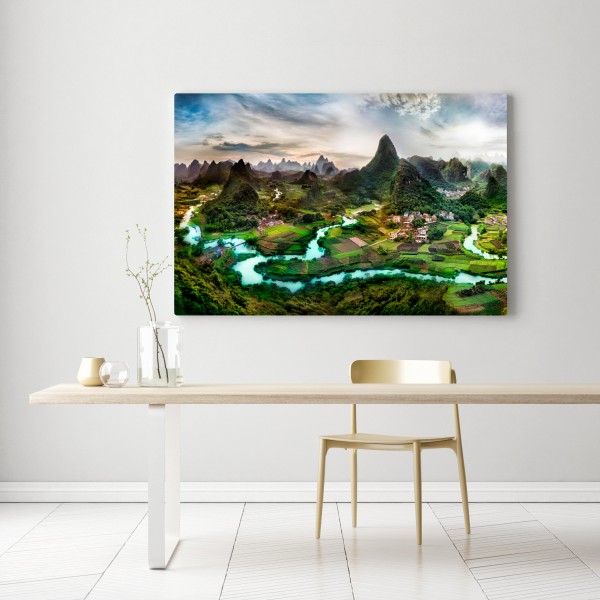 Obraz na płótnie szmaragdowa rzeka wśród krasowych gór panorama – Wallissimo® Obraz na płótnie szmaragdowa rzeka wśród krasowych gór panorama – Wallissimo®