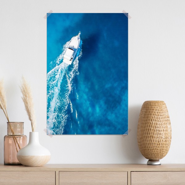 Plakat jacht nad krystalicznie niebieskim oceanem – Wallissimo® Plakat jacht nad krystalicznie niebieskim oceanem – Wallissimo®