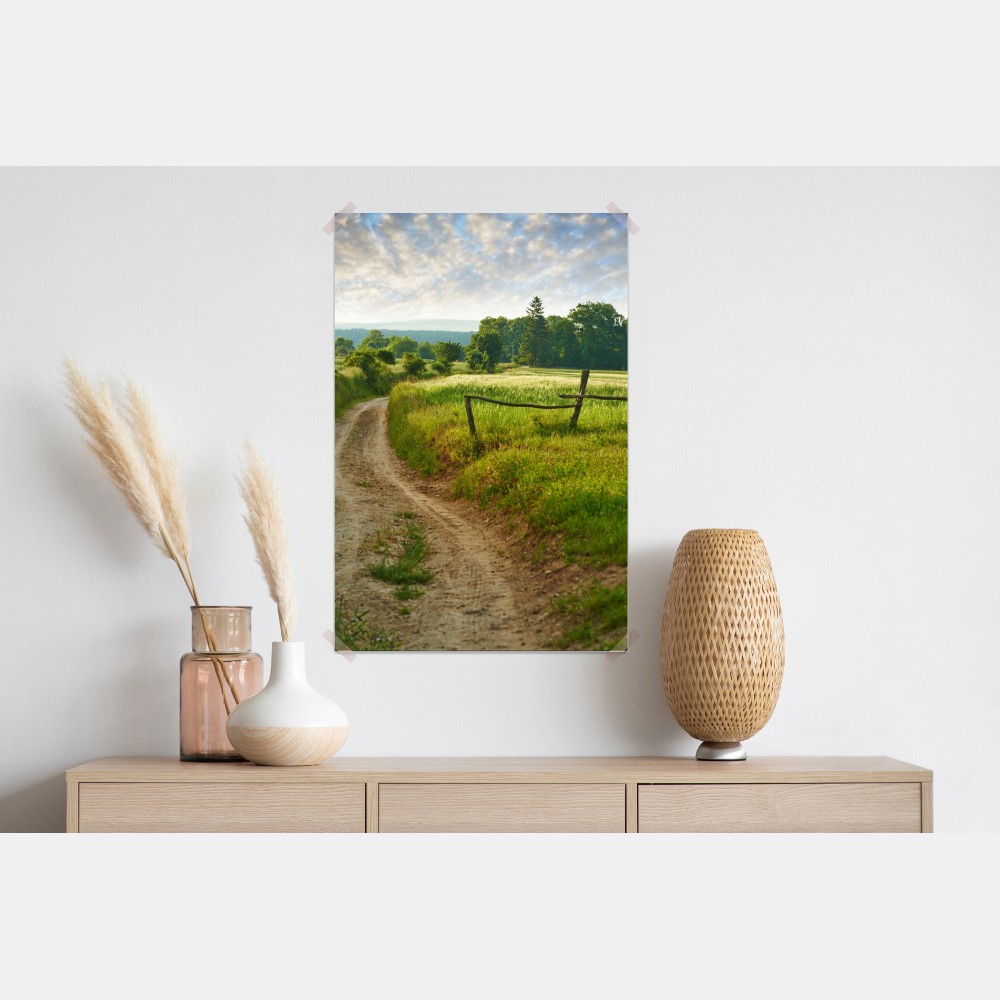 Plakat słoneczna wiejska ścieżka przez zielone łąki – Wallissimo® Plakat słoneczna wiejska ścieżka przez zielone łąki – Wallissimo®