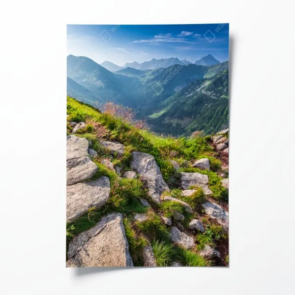 Plakat wschód słońca nad szlakiem w Tatrach