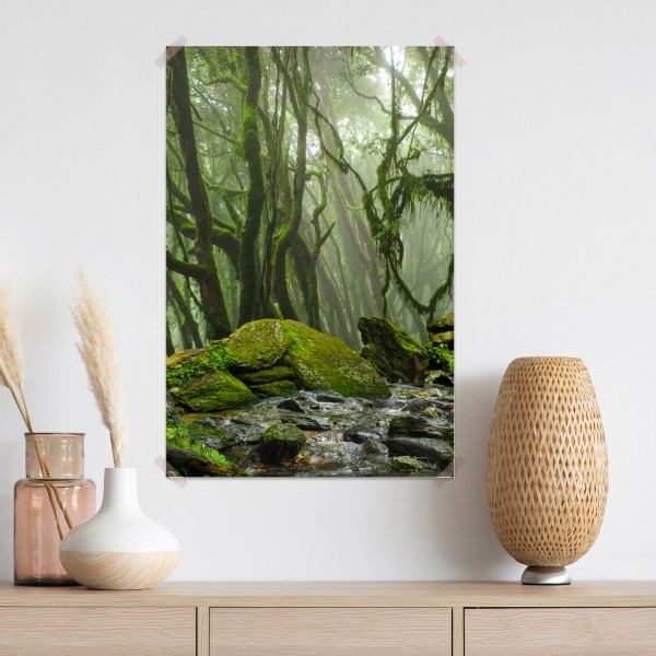 Plakat las ze strumieniem we mgle – Wallissimo® Plakat las ze strumieniem we mgle – Wallissimo®