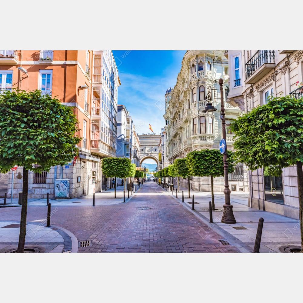 Plakat Santander ulica miejska z zabytkowym łukiem – Wallissimo® Plakat Santander ulica miejska z zabytkowym łukiem – Wallissimo®