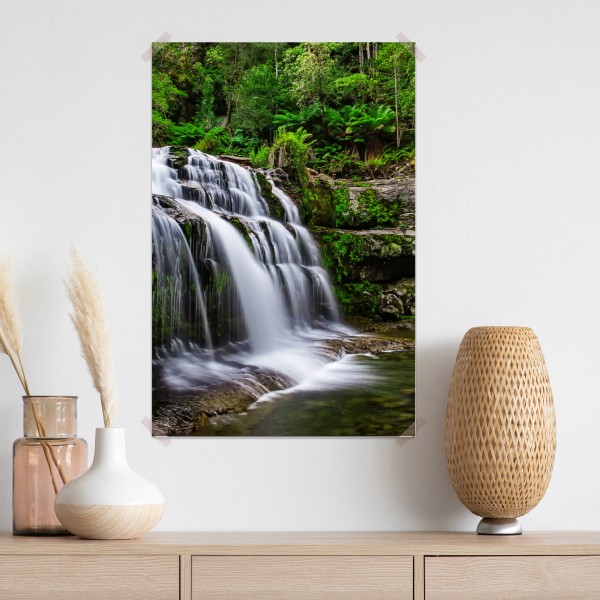 Plakat wodospad Liffey Falls w bujnym lesie Tasmanii – Wallissimo® Plakat wodospad Liffey Falls w bujnym lesie Tasmanii – Wallissimo®