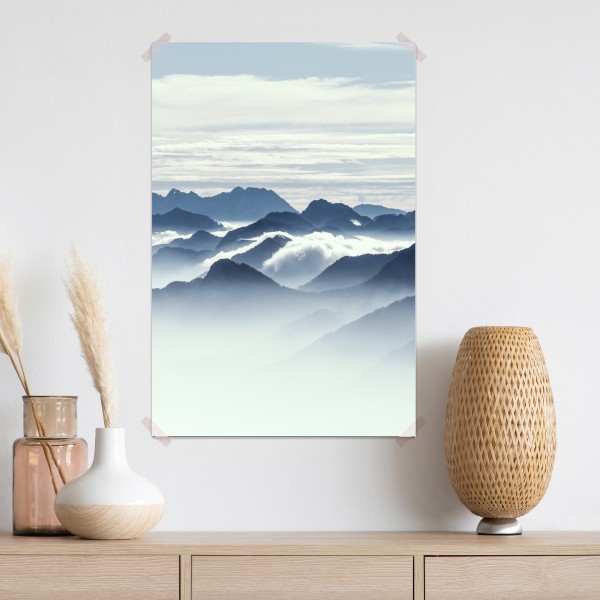 Plakat mglista warstwa gór o świcie – Wallissimo® Plakat mglista warstwa gór o świcie – Wallissimo®