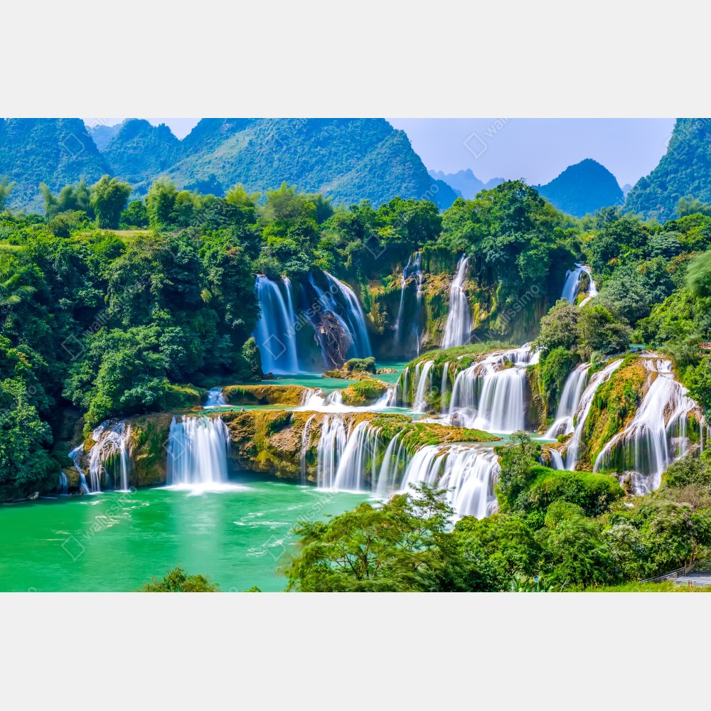 Plakat szmaragdowe kaskady wodospadów – Wallissimo®