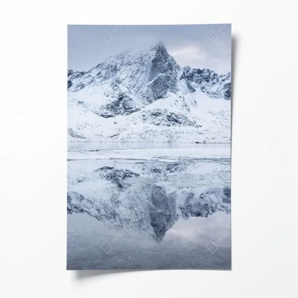 Plakat śnieżne odbicie górskie w Norwegii