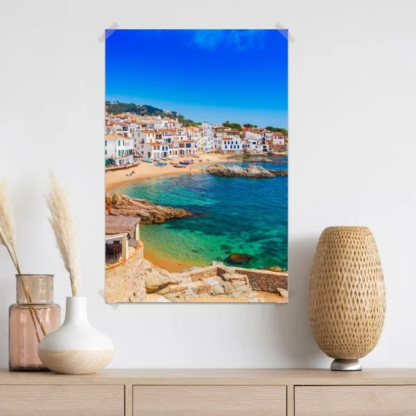 Plakat słoneczna śródziemnomorska wioska nad morzem – Wallissimo® Plakat słoneczna śródziemnomorska wioska nad morzem – Wallissimo®