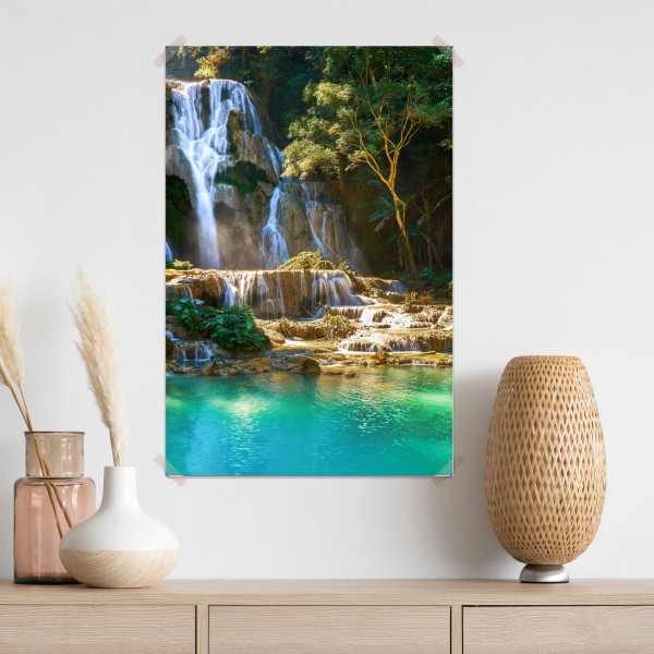 Plakat turkusowy wodospad w bujnym lesie – Wallissimo® Plakat turkusowy wodospad w bujnym lesie – Wallissimo®