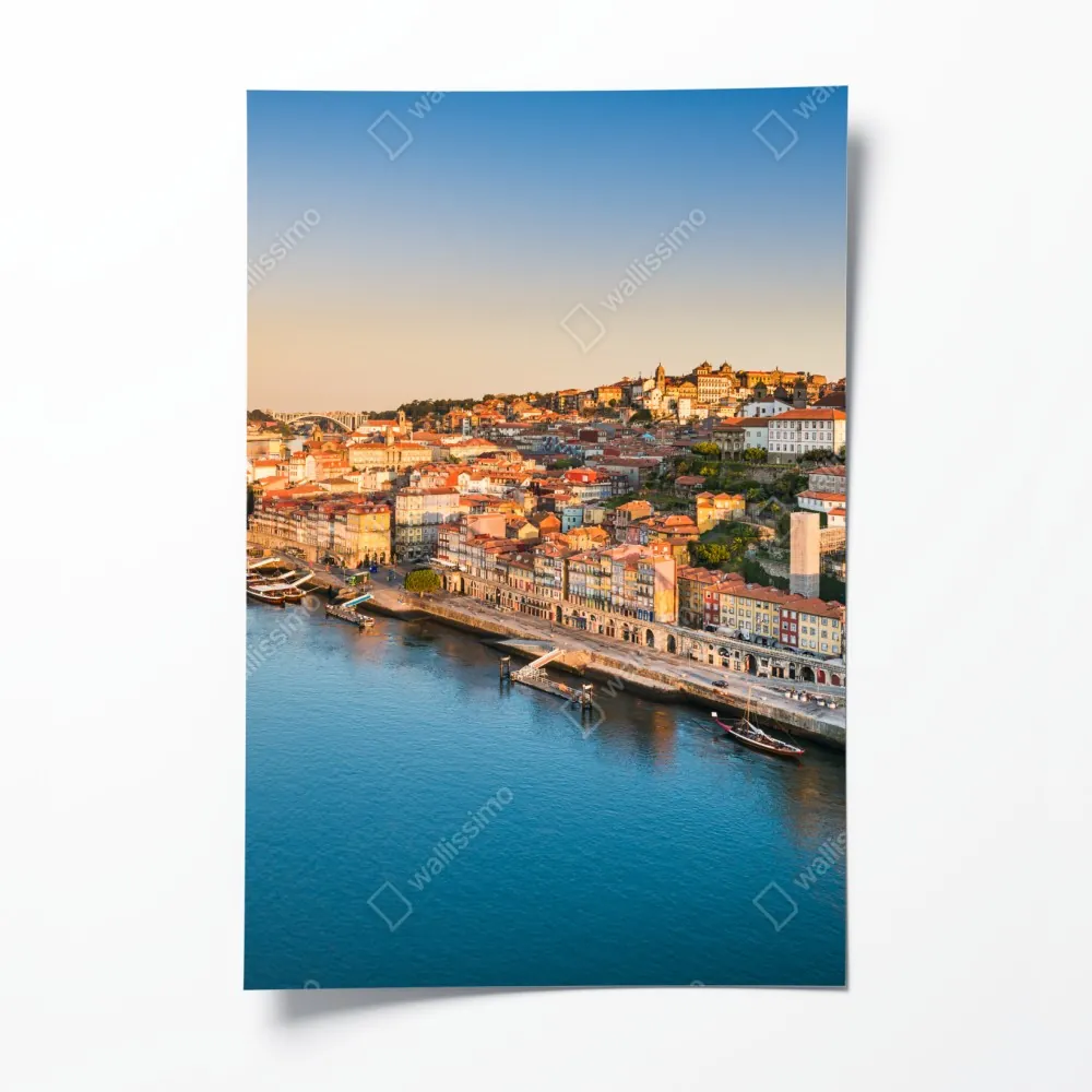 Plakat słoneczna panorama nabrzeża Porto o zachodzie słońca – Wallissimo® Plakat słoneczna panorama nabrzeża Porto o zachodzie słońca – Wallissimo®